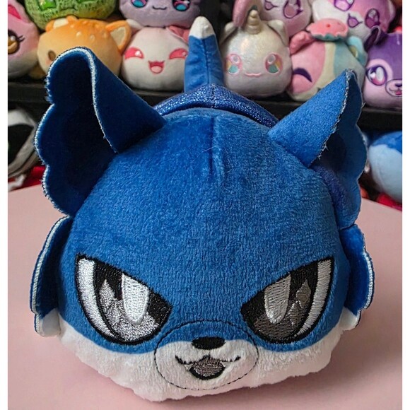 Aphmau Meemeows Aphmau and friends Claires Exclusive 6 inch Wolf Ein - Picture 2 of 6